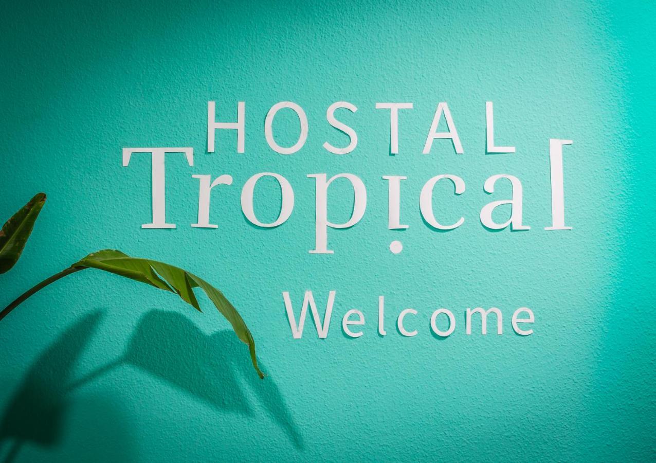 Hostal Tropical Almunecar Bagian luar foto